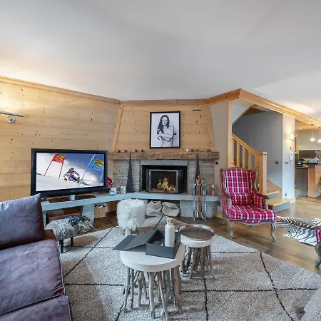 Chalet Chalet Cosy Au Centre De Le Praz Avec Sauna, Terrasse Et Parking - Fr-1-568-15