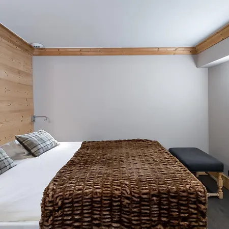 Chalet Chalet Cosy Au Centre De Le Praz Avec Sauna, Terrasse Et Parking - Fr-1-568-15 Courchevel